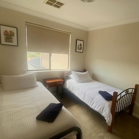 Port Denison Beach Resort Ngoại thất bức ảnh