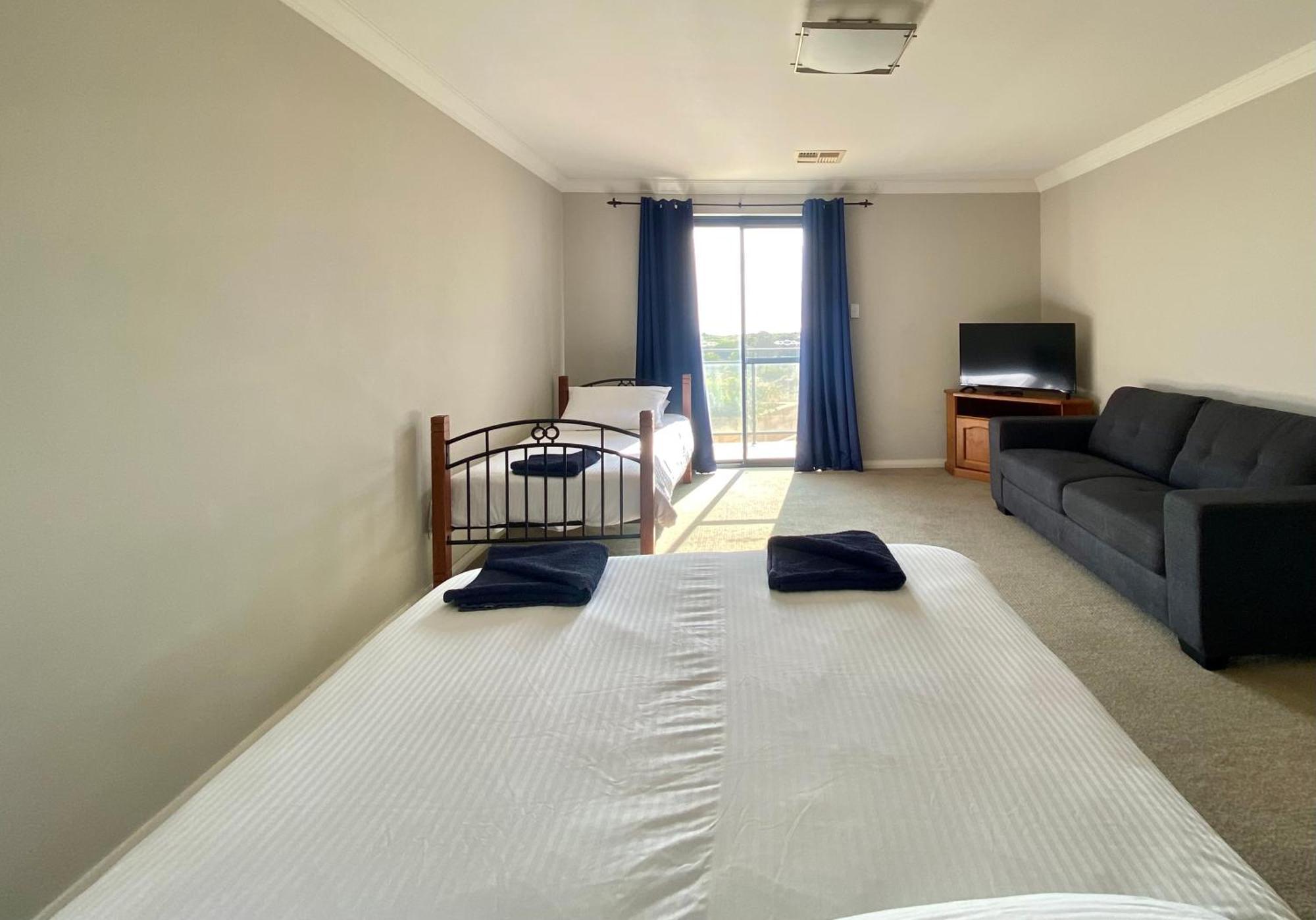 Port Denison Beach Resort Ngoại thất bức ảnh