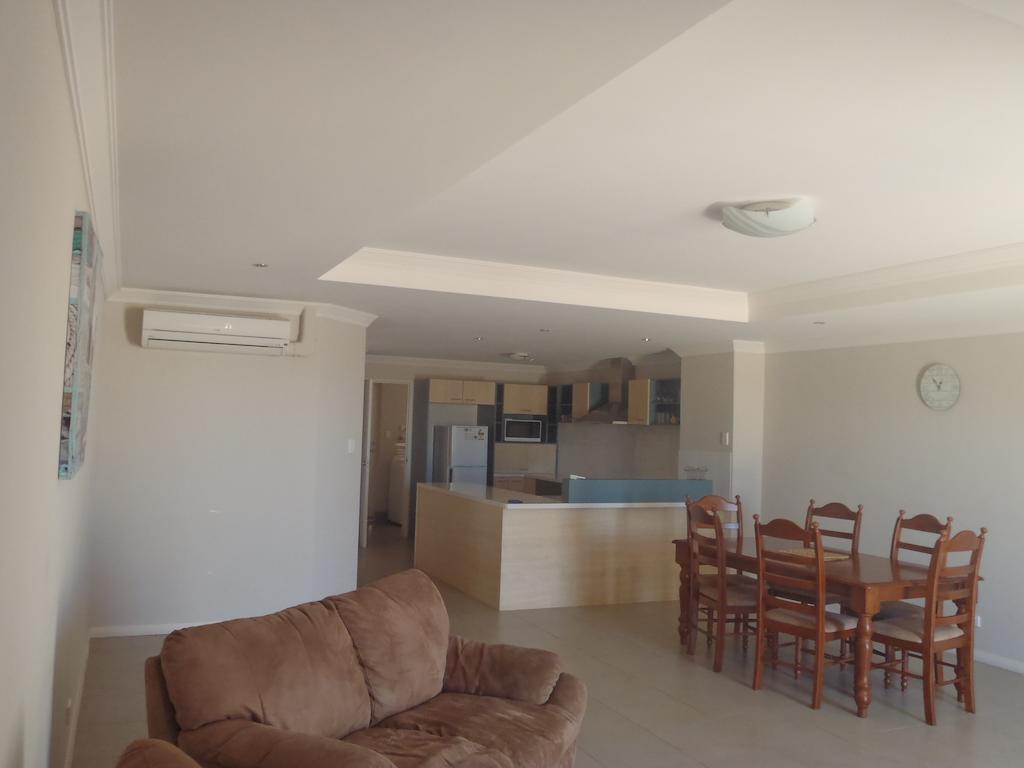 Port Denison Beach Resort Phòng bức ảnh
